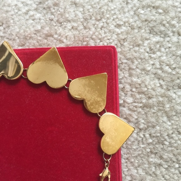 Amber Sceats rose gold color heart necklace - Picture 2 of 6